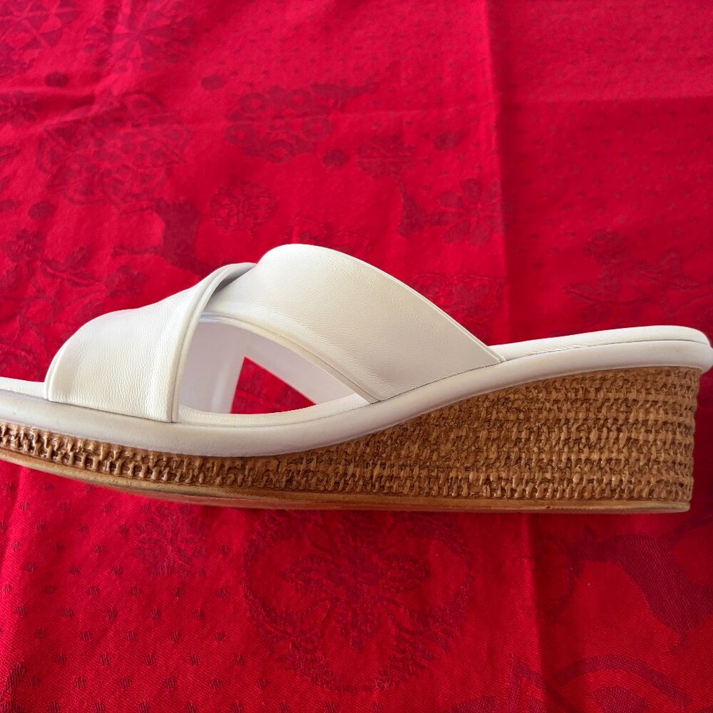 TOSCANELLA WHITE WEDGE SLIP ON SANDAL SIZE 7 - Picture 6 of 14